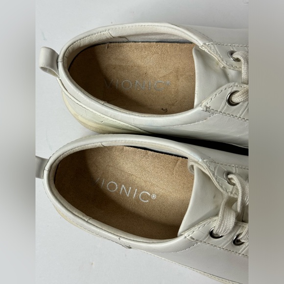 Vionic Winny Sneakers with Arch Support in White Size US 6,5 - Picture 8 of 9